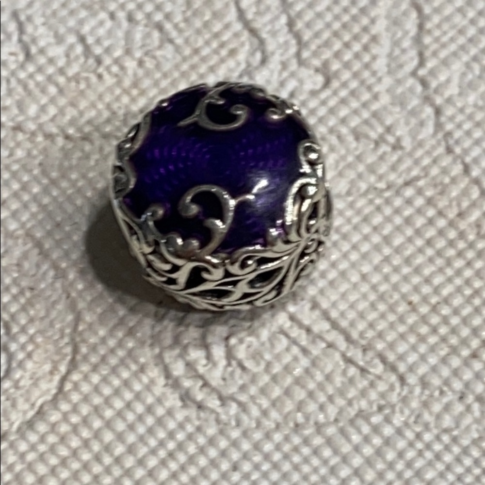 Regal beauty purple pandora charm